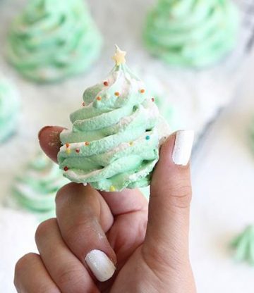 Vanille kerstboompjes van merengue