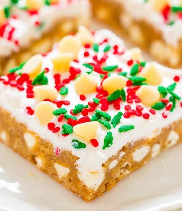 Witte chocolade-en-zuurstokken blondies