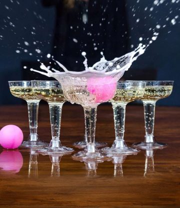 PROSECCO PONG: HET ULTIEME SPEL VOOR OUD & NIEUW
