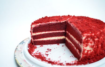 Red velvet cake met rode biet en kwark