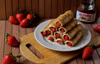 FASTFOOD: Speltpannenkoeken met aardbeien en Nutella