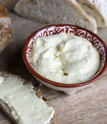 Knoflooktopper: aioli