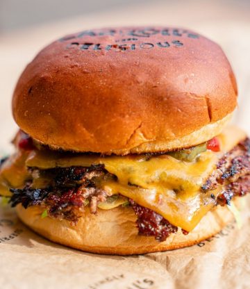 Carroll’s: smashburgers de Oklahoma Onion way!