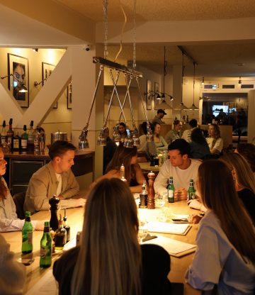 Spaghetteria Jan Hanzenstraat vernieuwt – maar blijft zichzelf