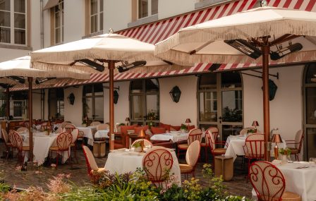 Mediterrane zomer vibes in Amsterdam: Eeuwen lanceert nieuw menu vol shared dining en zonnige smaken